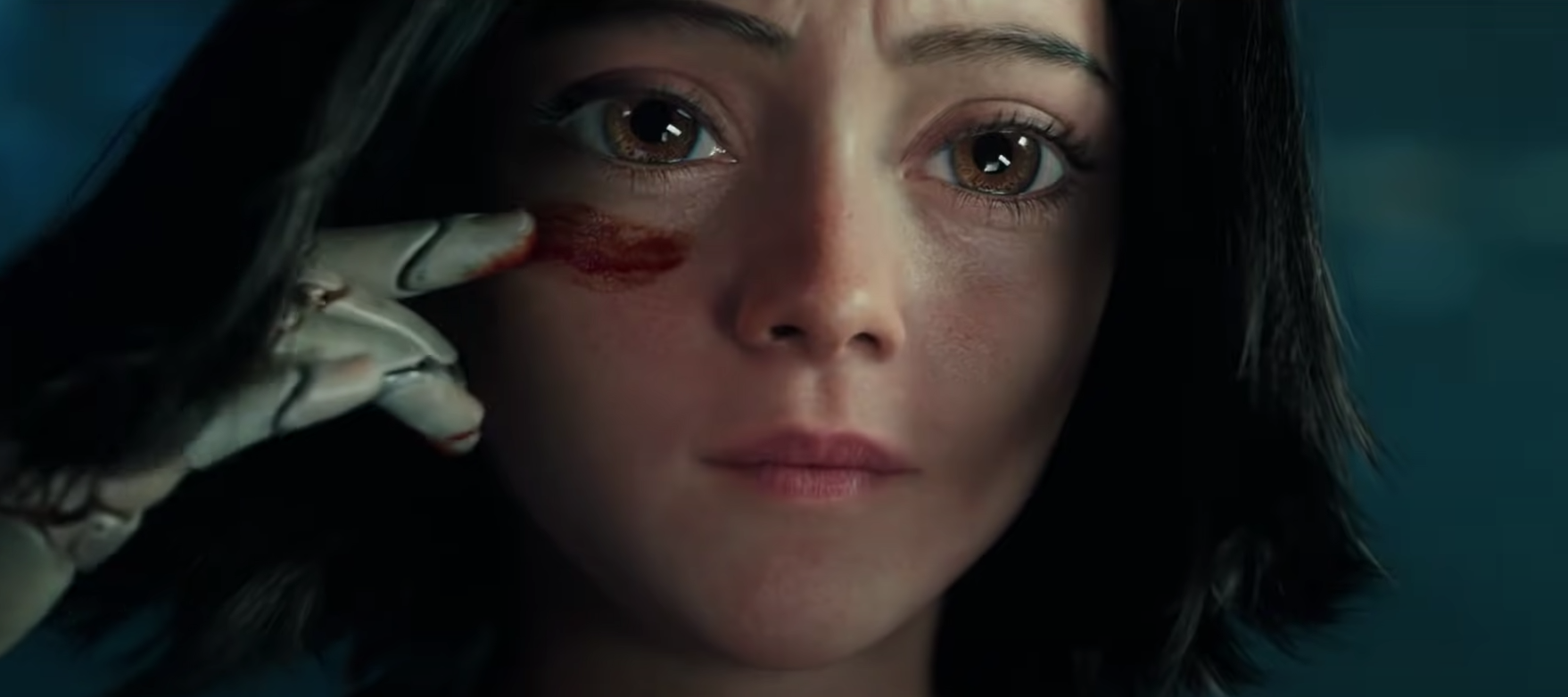Rosa Salazar dans Alita : Battle Angel