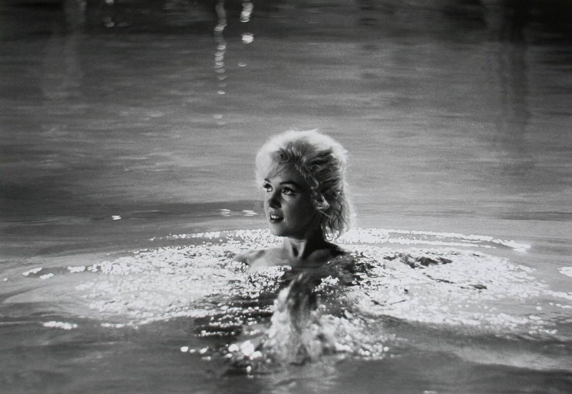 Marilyn Monroe - Something's got to give
