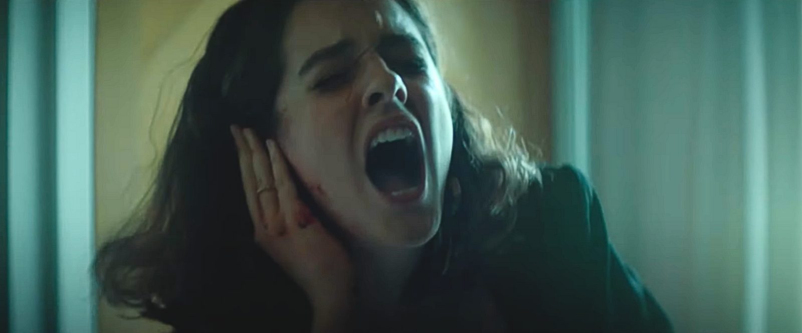 Jo (Noémie Merlant) - Baby Ruby