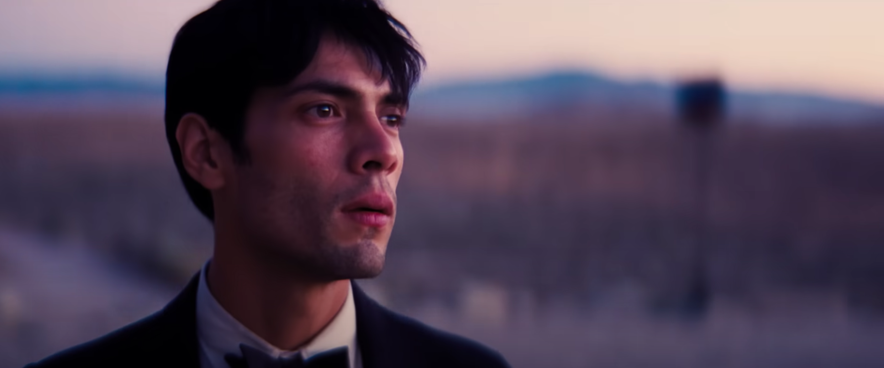 Manny Torres (Diego Calva) - Babylon
