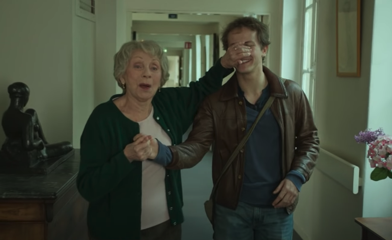 Annie Cordy (Madeleine), Mathieu Spinosa (Romain) - Les Souvenirs Annie Cordy (Madeleine), Mathieu Spinosa (Romain) - Les Souvenirs