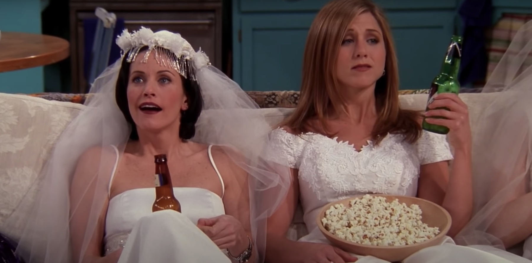 Monica Geller (Courteney Cox) et Rachel Green (Jennifer Aniston) - Friends saison 4
