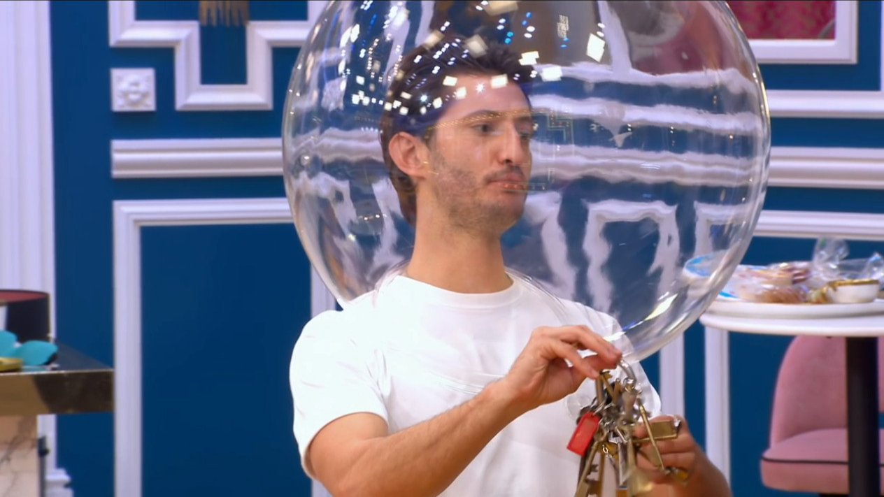 Pierre Niney imite Thomas Pesquet - LOL Qui Rit Sort saison 3 épisode 5