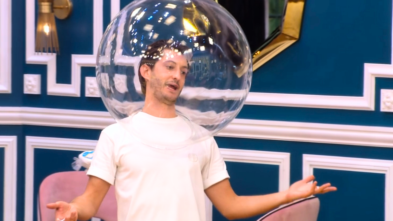 Pierre Niney en Thomas Pequet - LOL : Qui Rit Sort saison 3