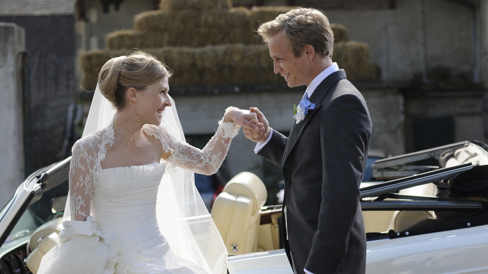 Clémence Poésy et Jérémie Renier dans le film Pièce montée Clémence Poésy et Jérémie Renier dans le film Pièce montée