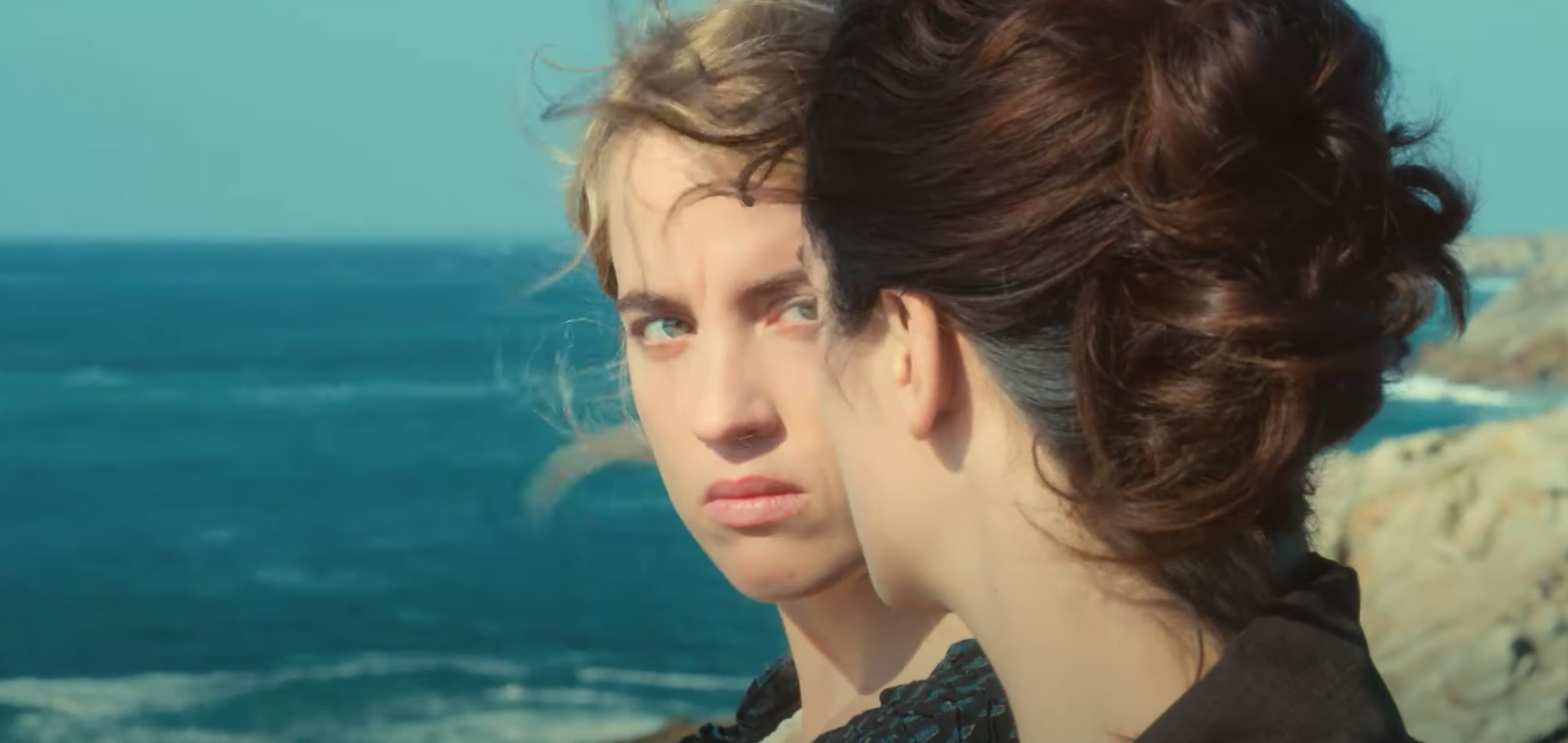 Adèle Haenel dans Portrait de la jeune fille en feu de Céline Sciamma