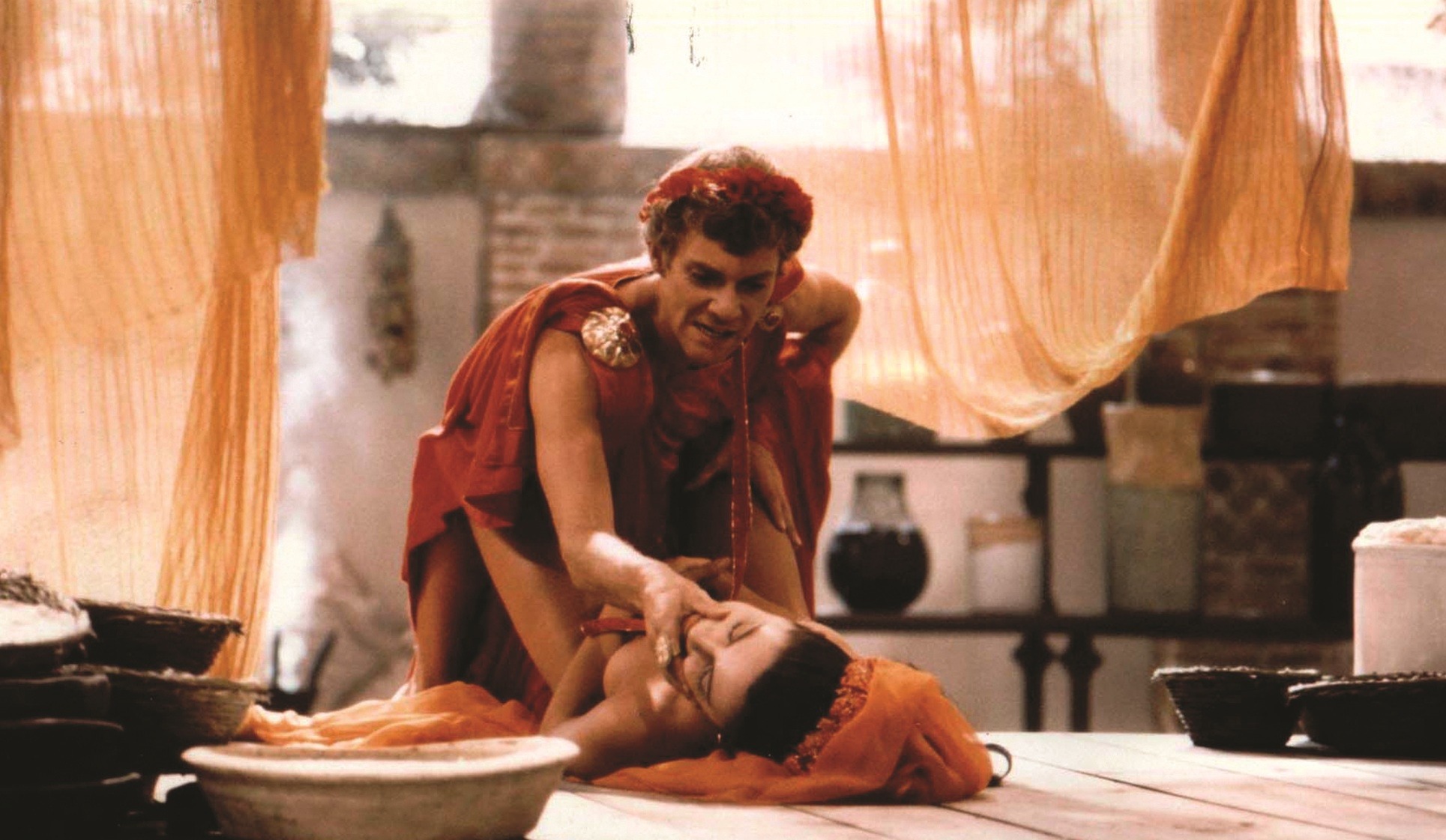 Malcolm McDowell - Caligula ©AMLF