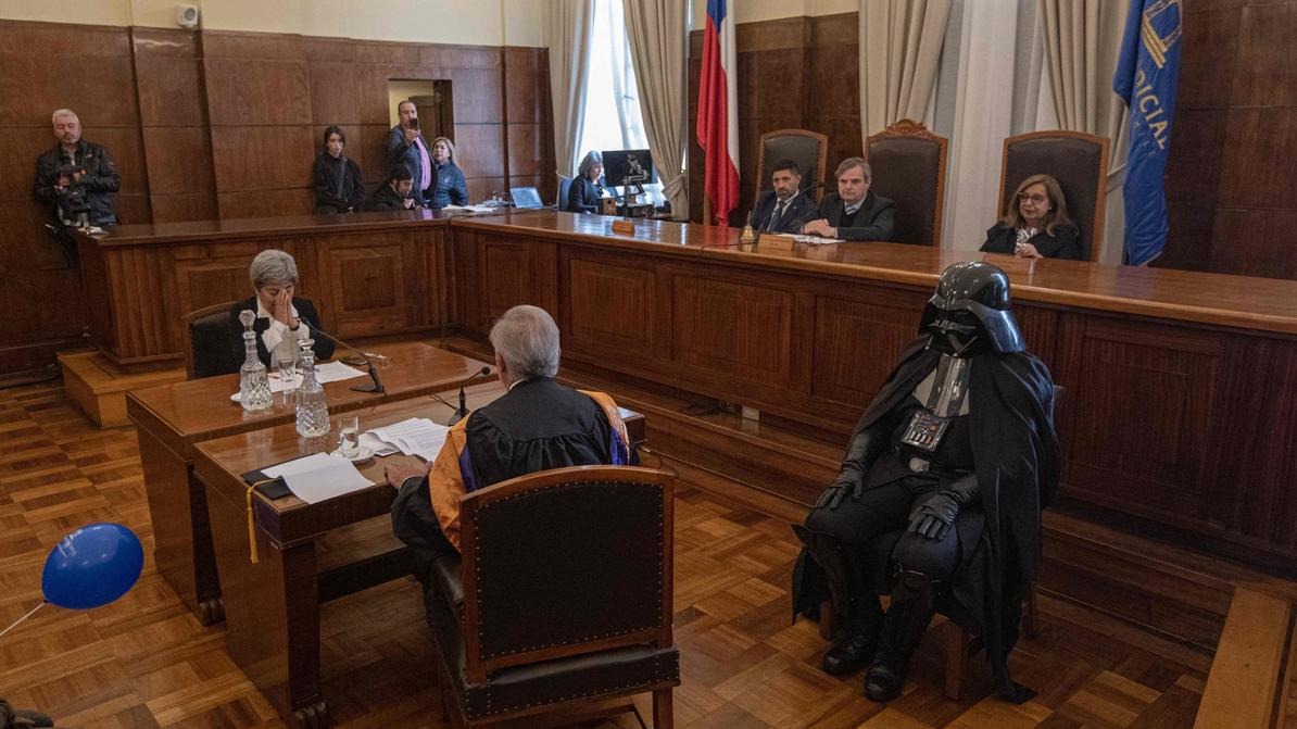 Procès de Dark Vador ©RAFAEL ARANCIBIA / AFP