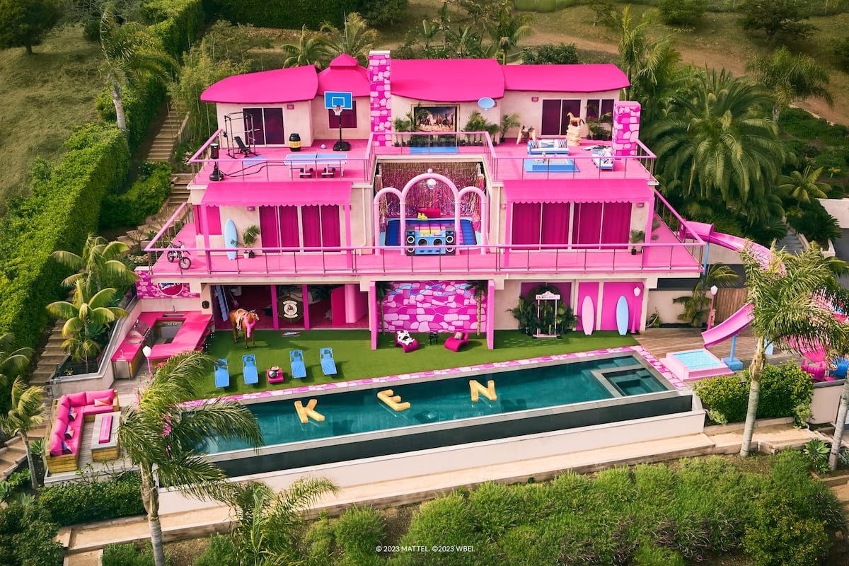 Barbie ©Airbnb