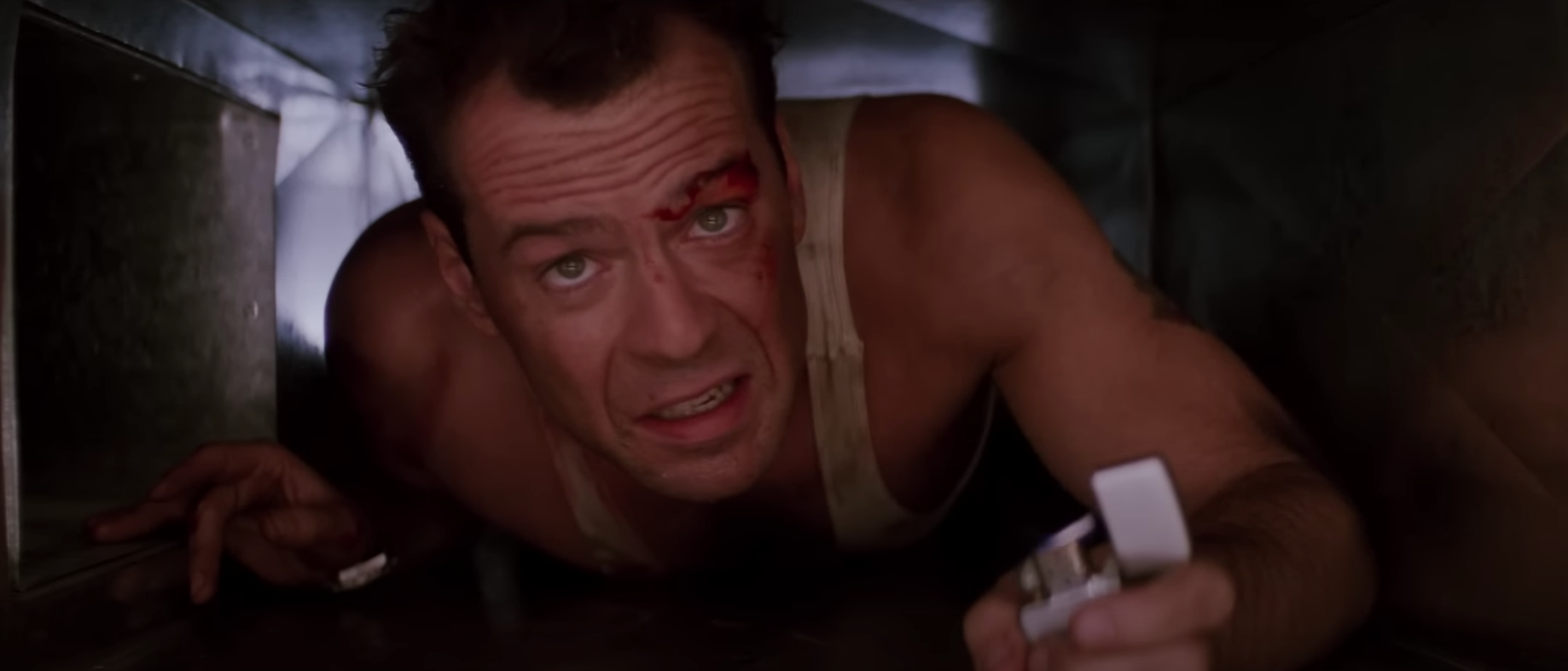 John McClane (Bruce Willis) - Die Hard