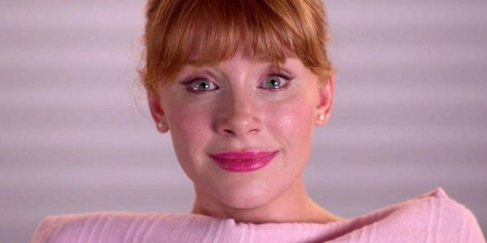 Chute Libre (Nose Dive) saison 3 épisode 1 - Black Mirror