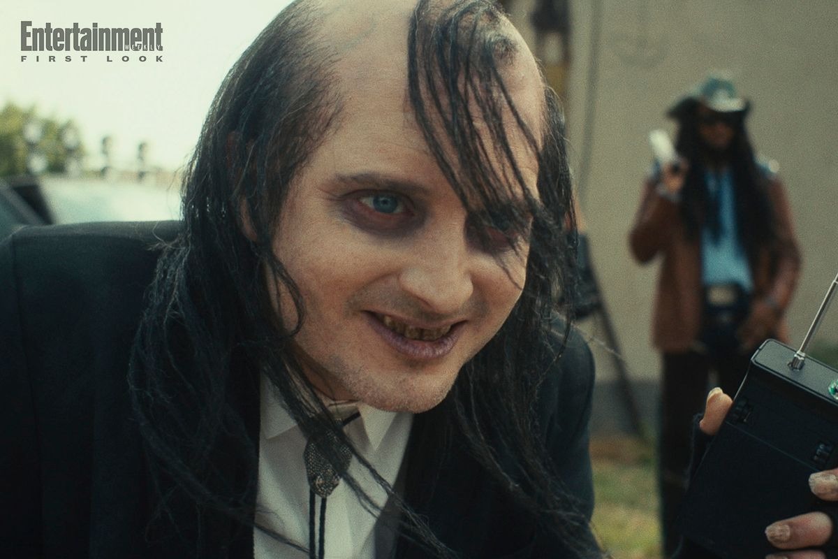 Elijah Wood méconnaissable dans le film The Toxic Avenger