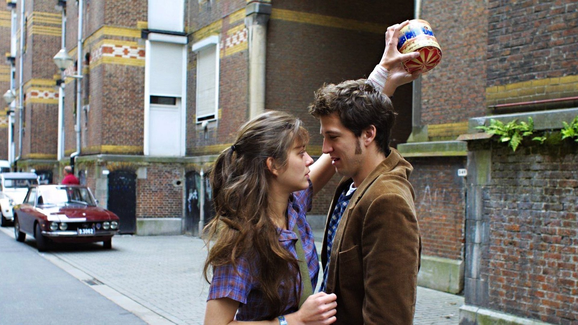 Guillaume Canet and Marion Cotillard in the film Children's Games