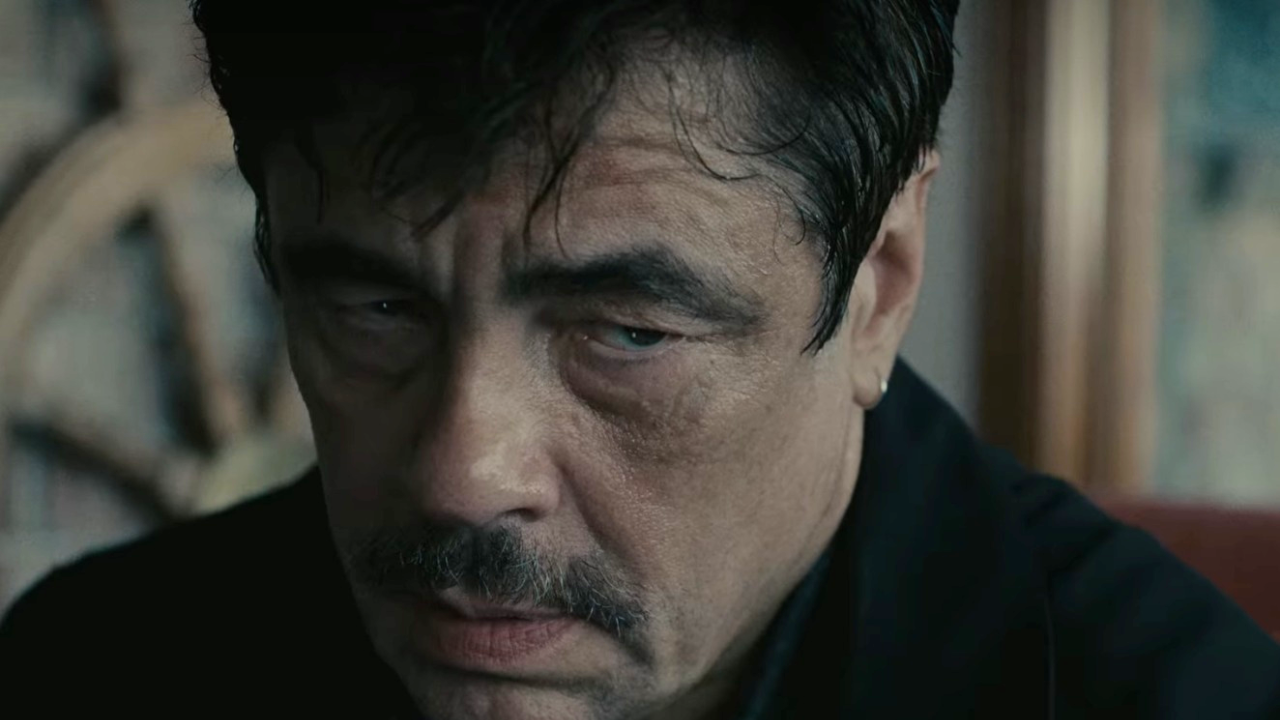 Tom Nichols (Benicio Del Toro) - Reptile