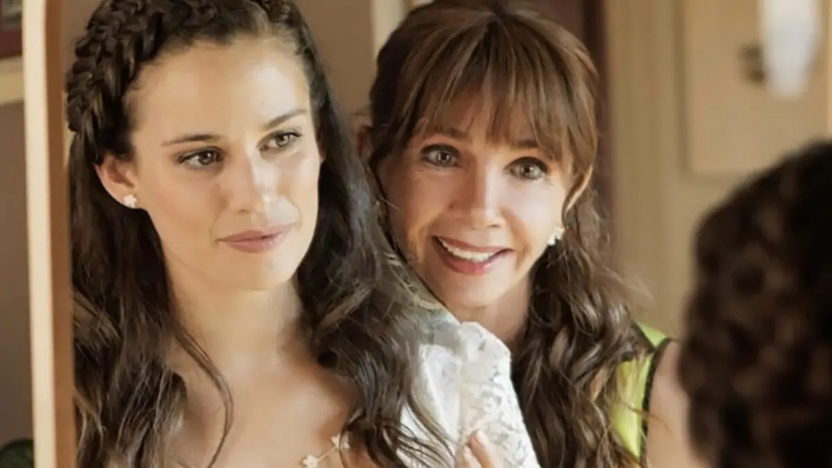 Lucie Lucas et Victoria Abril - Clem ©TF1