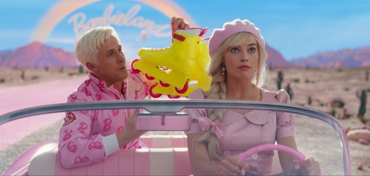 Ryan Gosling et Margot Robbie dans le film Barbie Ryan Gosling et Margot Robbie dans le film Barbie