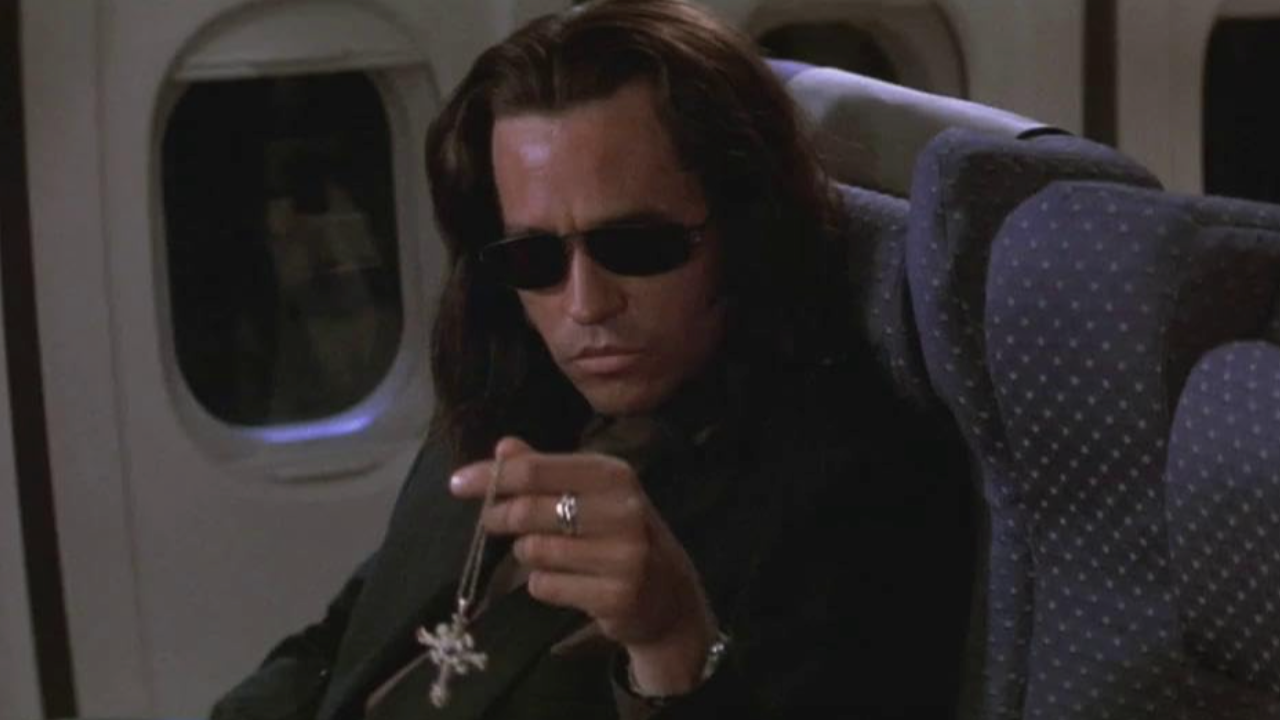 Simon Templar (Val Kilmer) - Le Saint