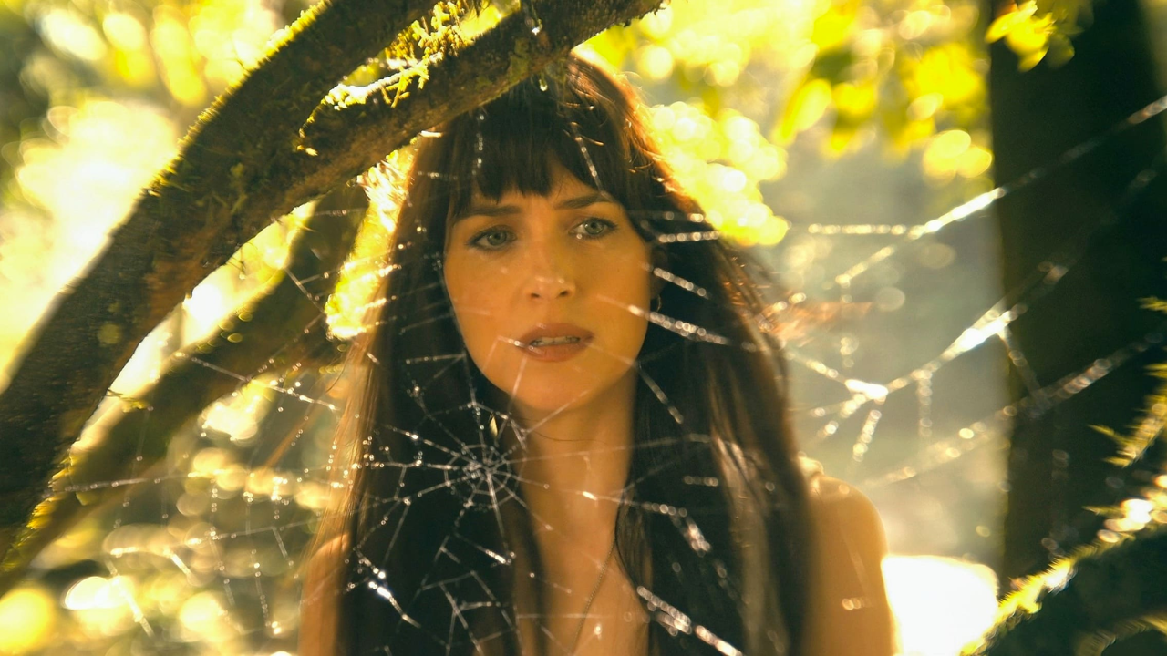 Cassandra Web (Dakota Johnson) - Madame Web