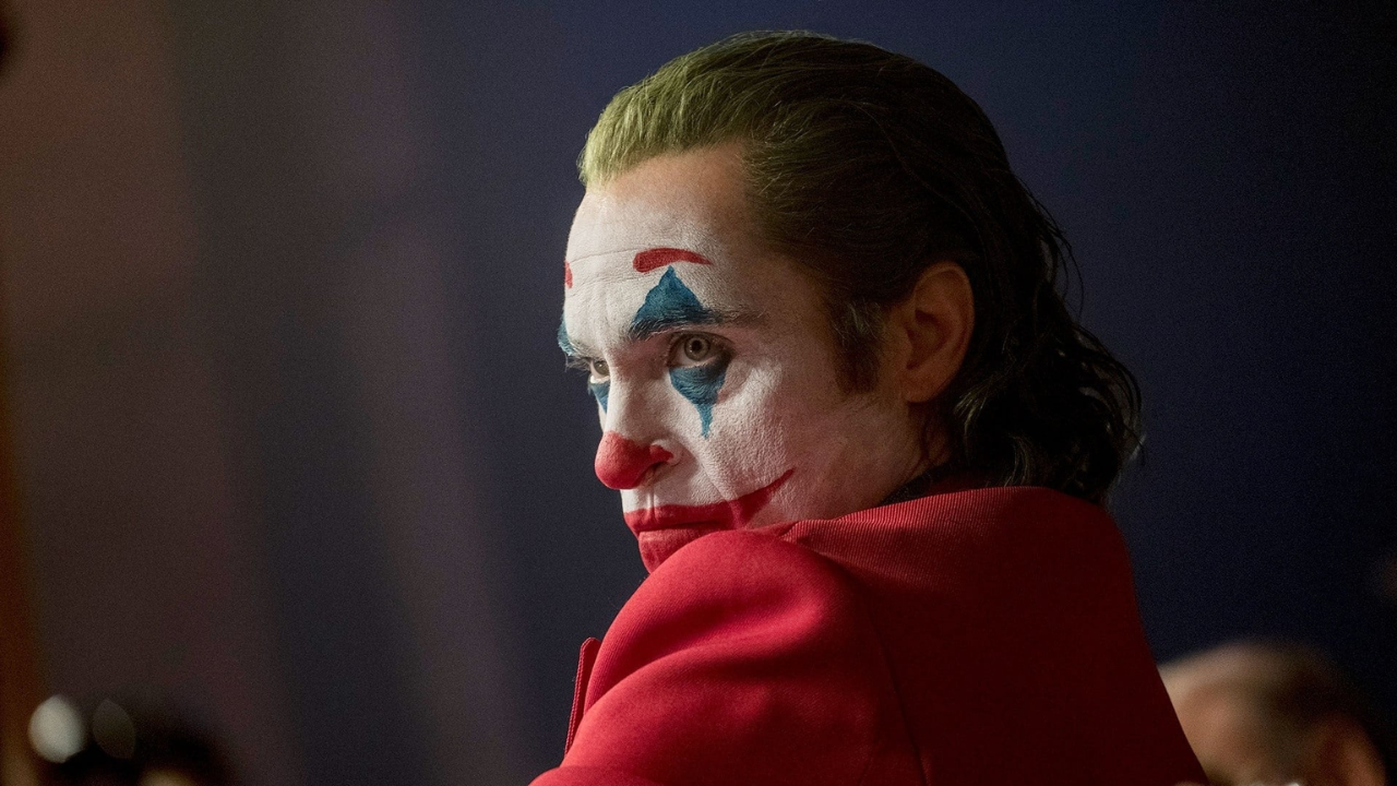 Arthur Fleck (Joaquin Phoenix) - Joker