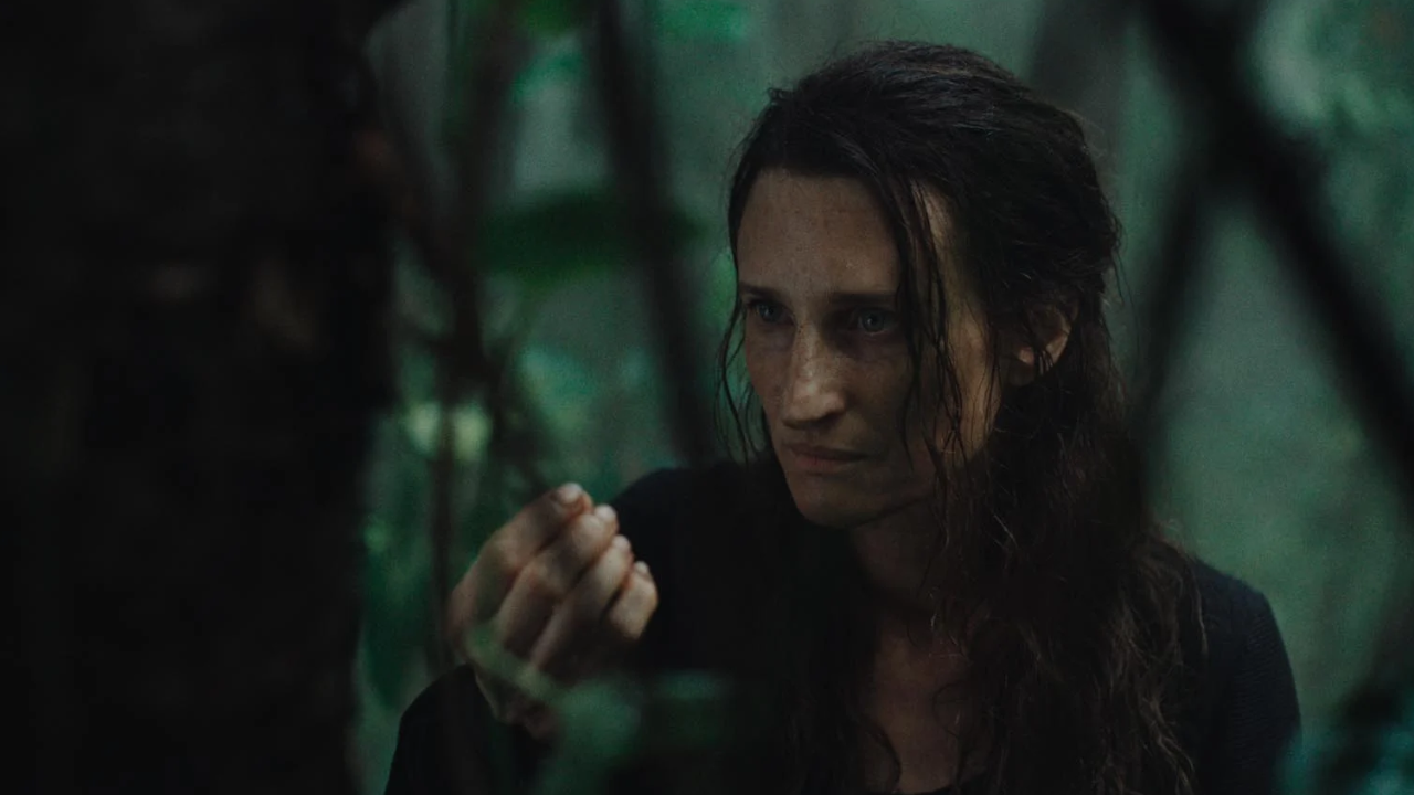 Madame La Victoire (Camille Cottin) - Ni chaînes ni maîtres