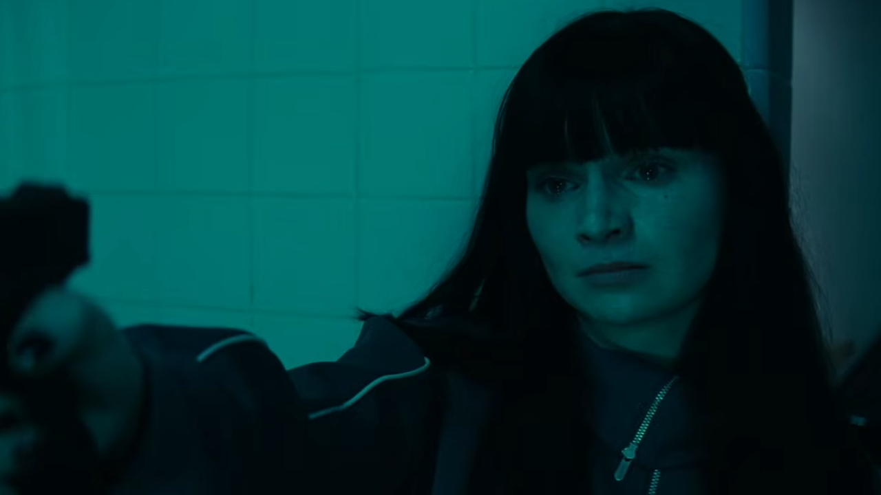 FURIOUS sur Disney+ : l'ex-star de Shameless revient dans un face-à-face glaçant avec une serial killeuse